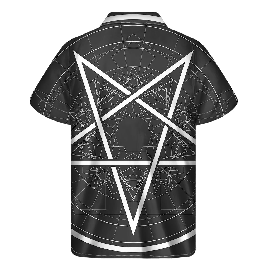 Geometric Inverted Pentagram Print Men's Short Sleeve Shirt