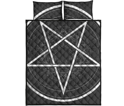 Geometric Inverted Pentagram Print Quilt Bed Set