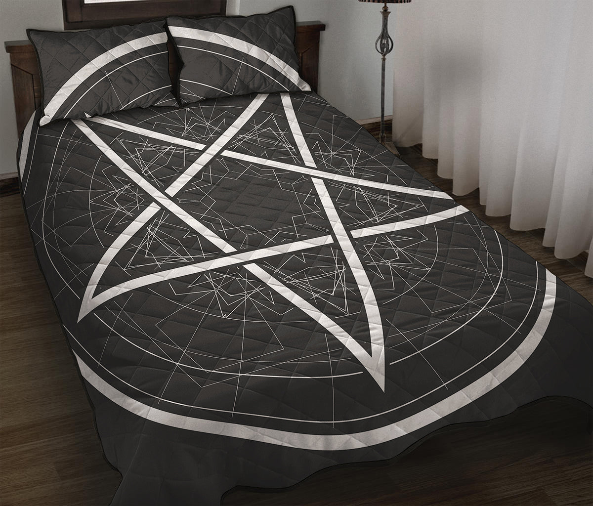 Geometric Inverted Pentagram Print Quilt Bed Set