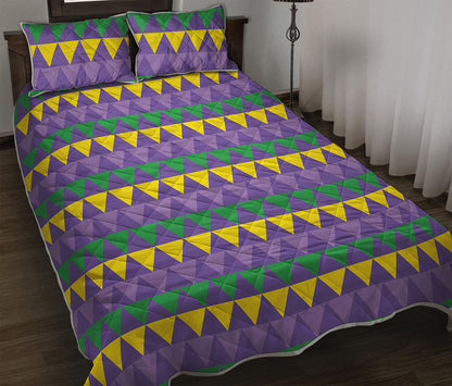Geometric Mardi Gras Pattern Print Quilt Bed Set