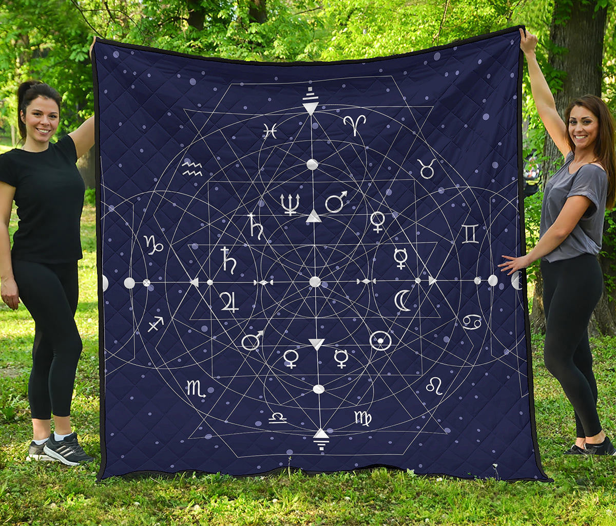 Geometric Moon Phase Print Quilt