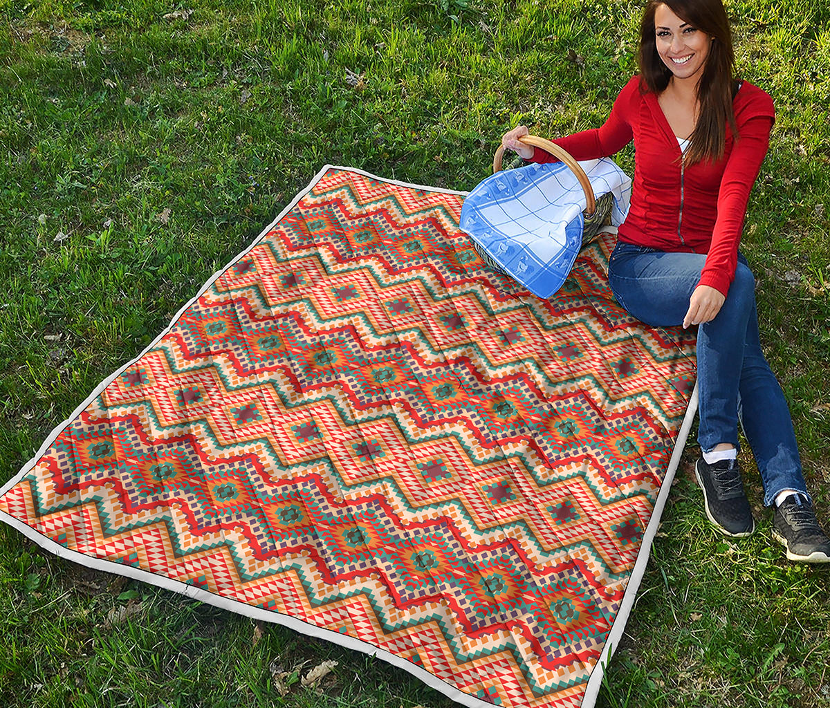 Geometric Navajo Pattern Print Quilt