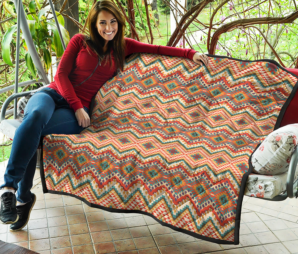 Geometric Navajo Pattern Print Quilt