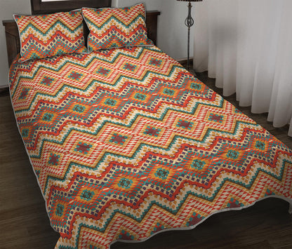 Geometric Navajo Pattern Print Quilt Bed Set