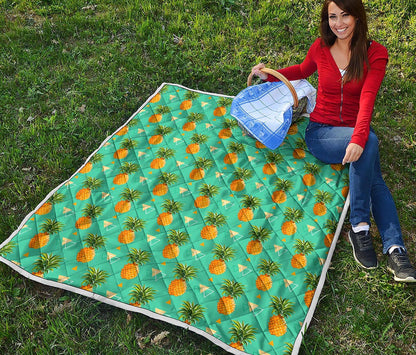 Geometric Pineapple Pattern Print Quilt