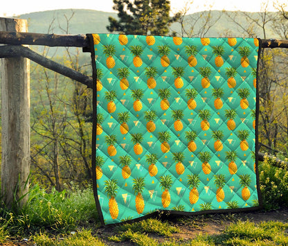 Geometric Pineapple Pattern Print Quilt