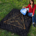 Geometric Pyramid Print Quilt