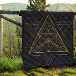 Geometric Pyramid Print Quilt
