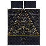 Geometric Pyramid Print Quilt Bed Set