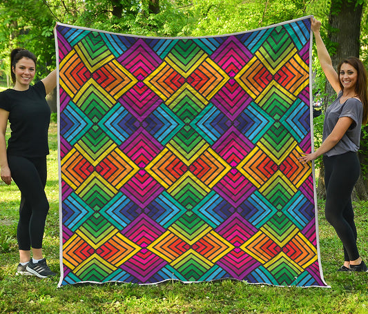 Geometric Rainbow Pattern Print Quilt