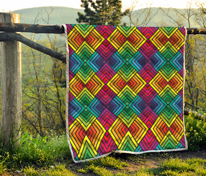 Geometric Rainbow Pattern Print Quilt