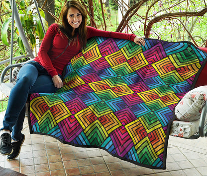 Geometric Rainbow Pattern Print Quilt