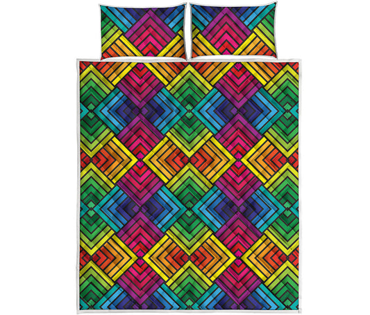Geometric Rainbow Pattern Print Quilt Bed Set