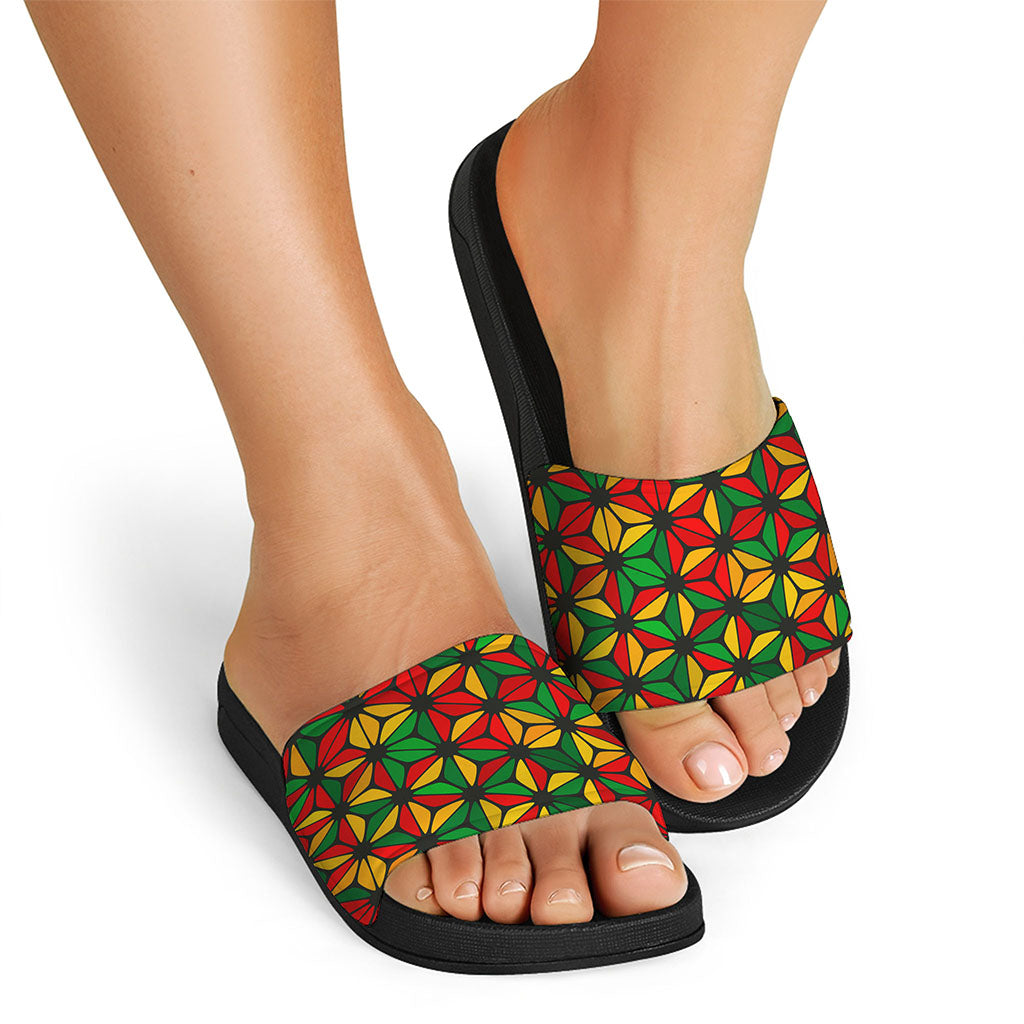 Geometric Reggae Pattern Print Black Slide Sandals