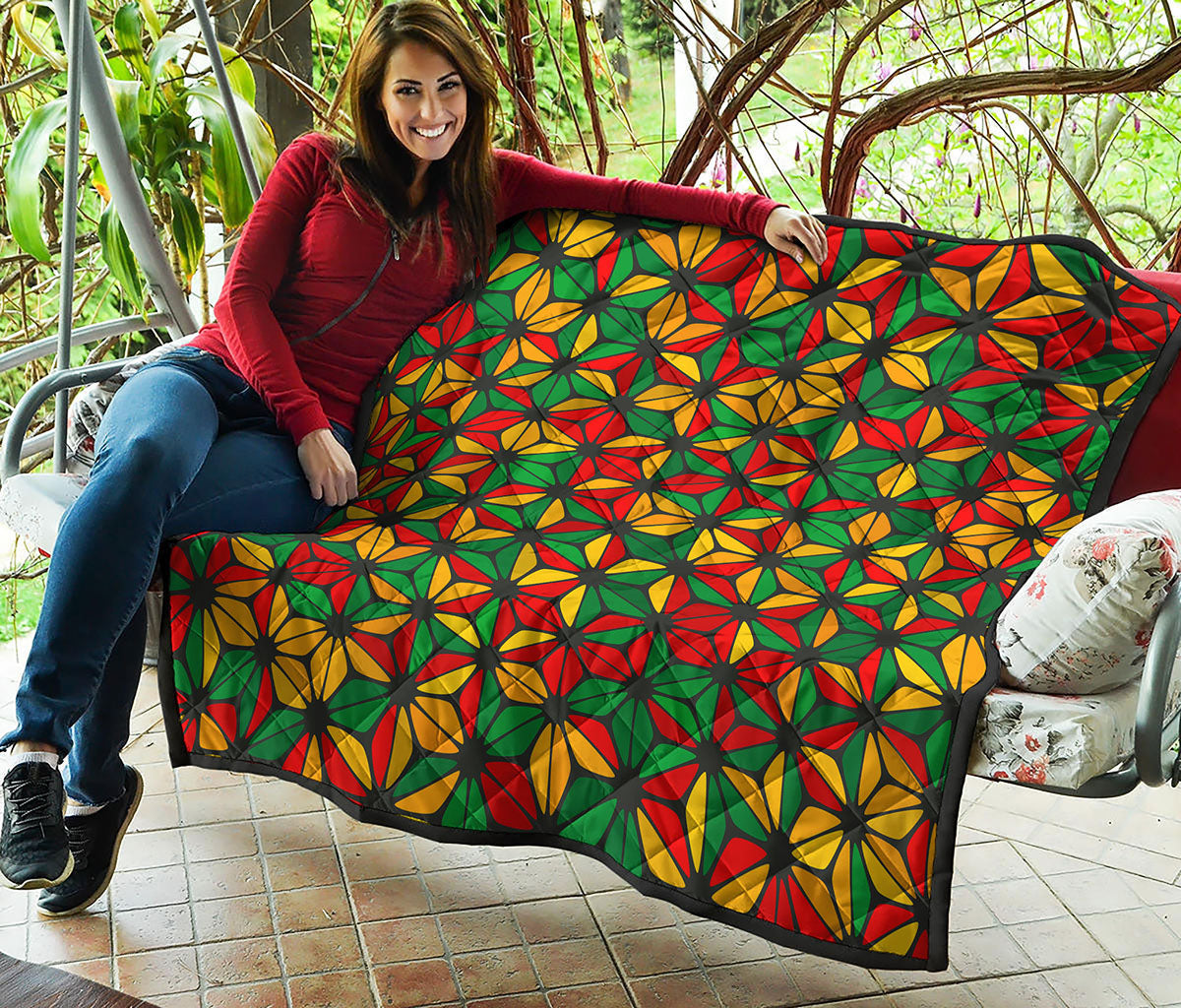 Geometric Reggae Pattern Print Quilt