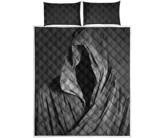 Ghost In The Darkness 3D Print Quilt Bed Set