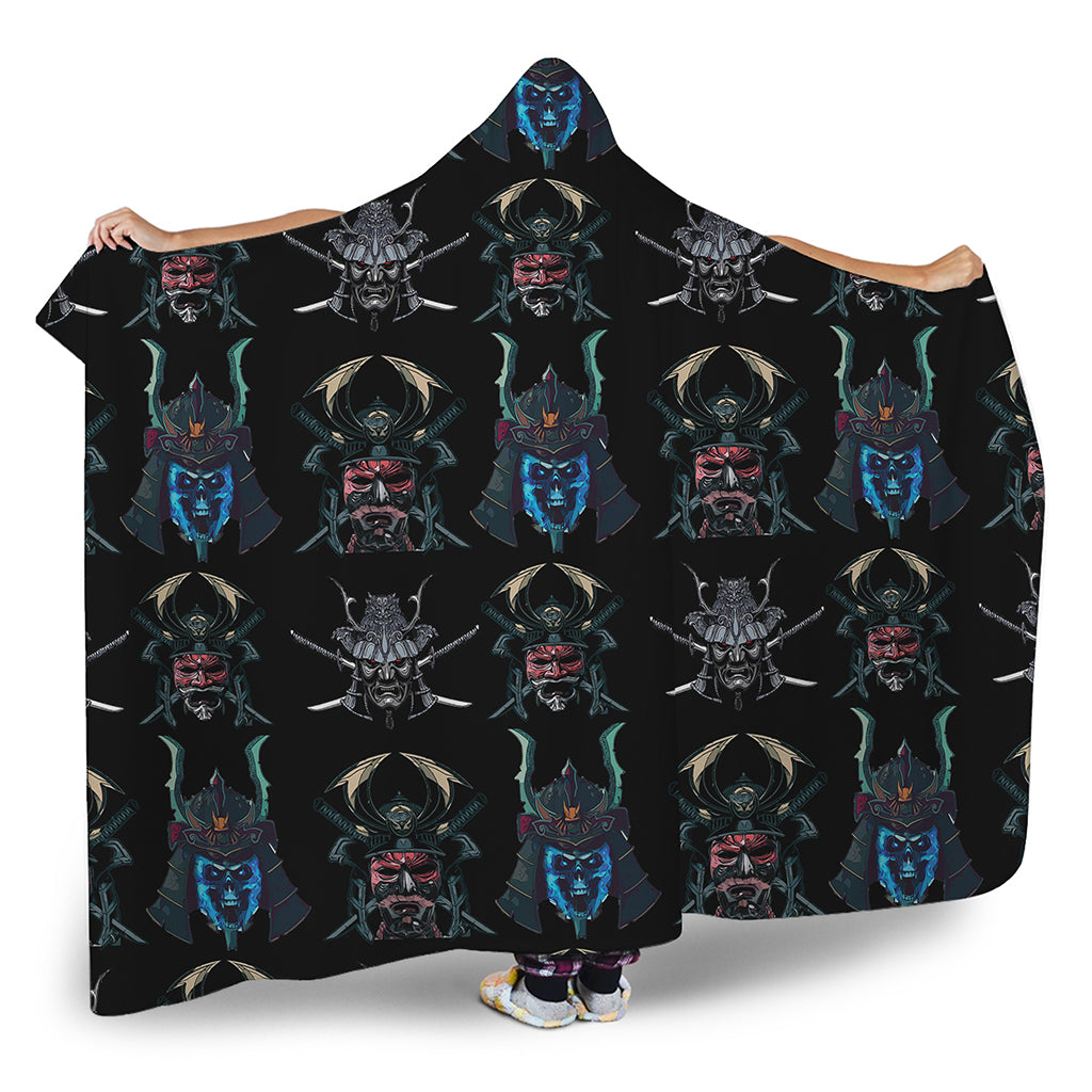 Ghost Samurai Mask Pattern Print Hooded Blanket