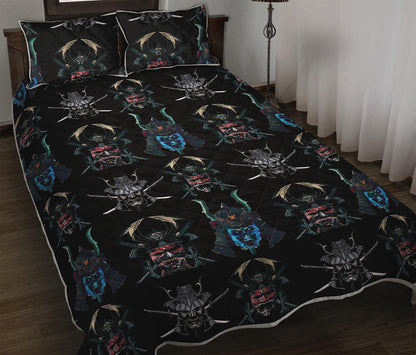 Ghost Samurai Mask Pattern Print Quilt Bed Set