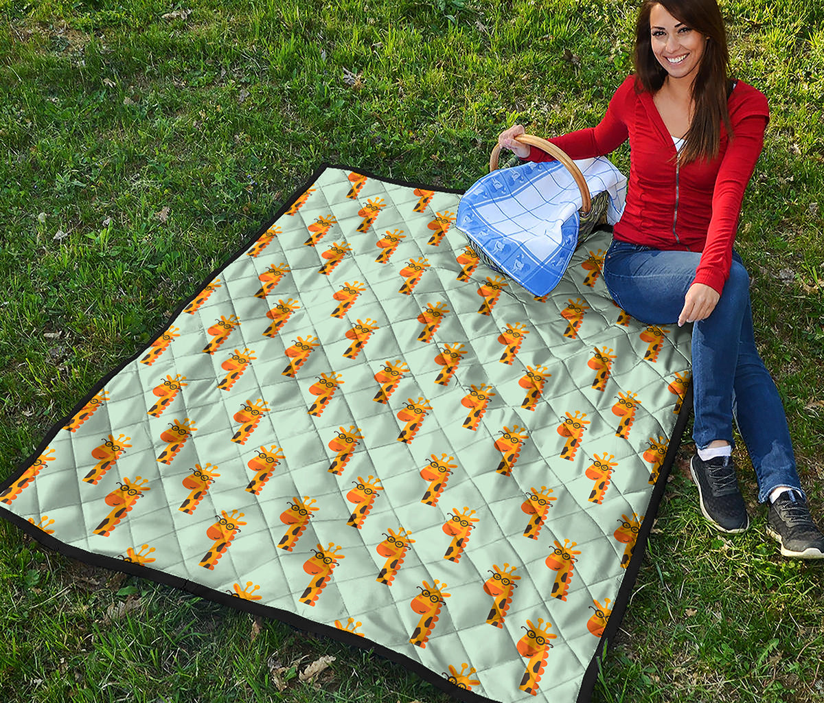 Giraffe With Glasses Pattern Print Quilt