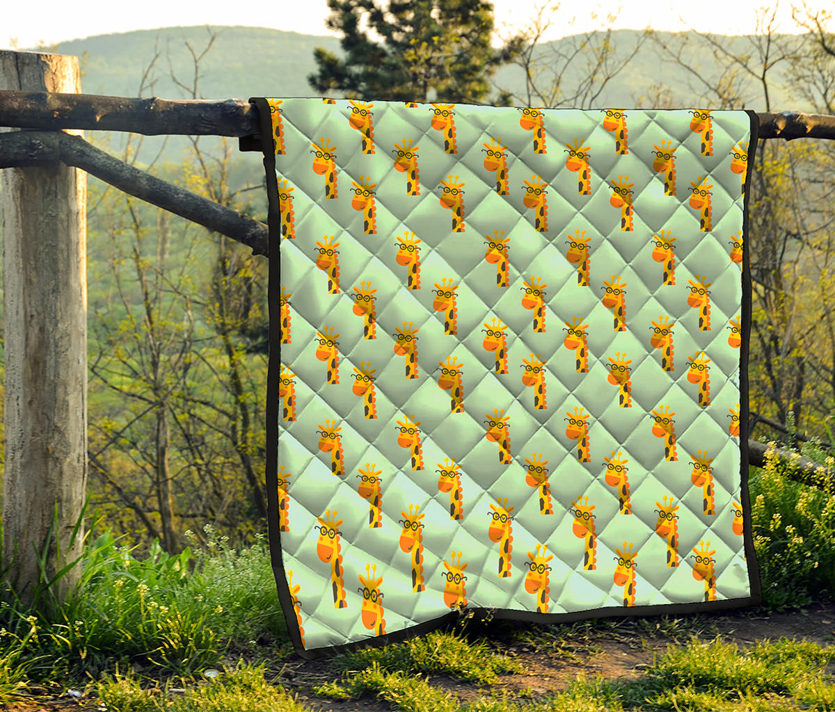 Giraffe With Glasses Pattern Print Quilt