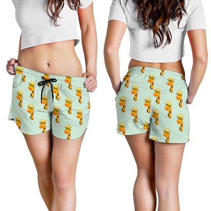Giraffe With Glasses Pattern Print Women's Shorts