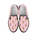 Giraffe With Scarf Pattern Print Black Slip On Shoes