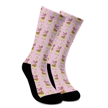 Giraffe With Scarf Pattern Print Crew Socks