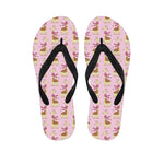 Giraffe With Scarf Pattern Print Flip Flops