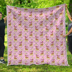Giraffe With Scarf Pattern Print Quilt