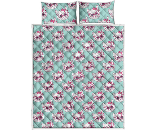 Girly Cat With Glasses Pattern Print Quilt Bed Set