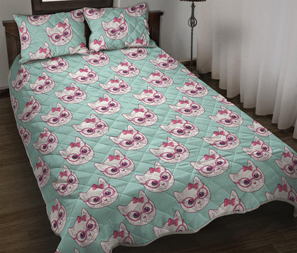 Girly Cat With Glasses Pattern Print Quilt Bed Set