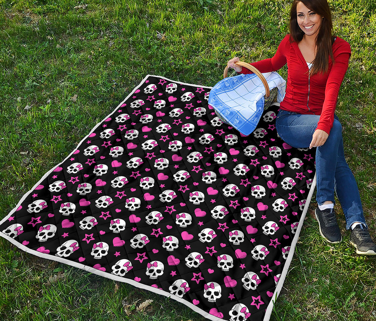 Girly Emo Skull Pattern Print Quilt