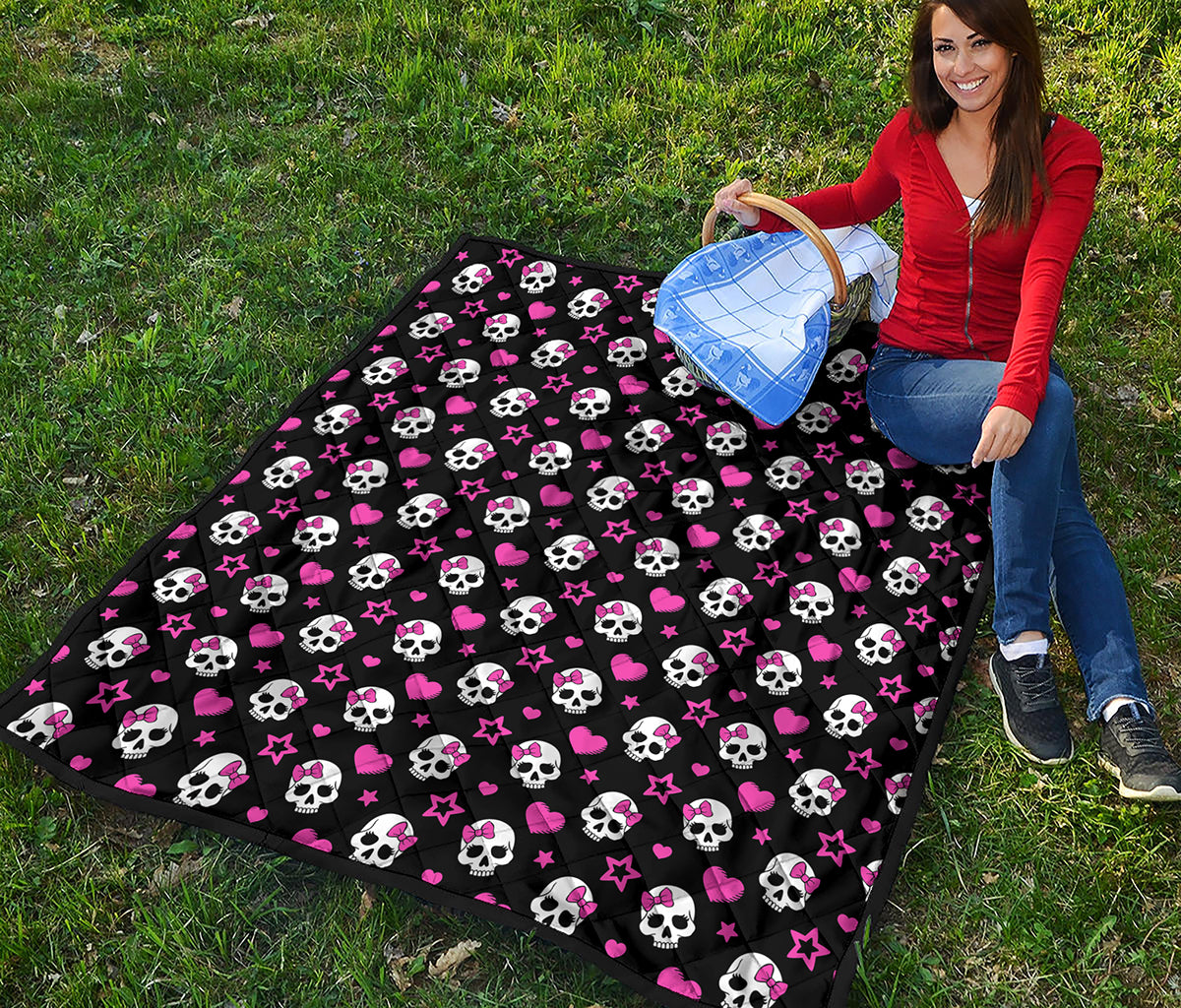 Girly Emo Skull Pattern Print Quilt