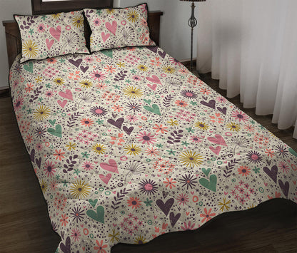 Girly Heart And Flower Pattern Print Quilt Bed Set
