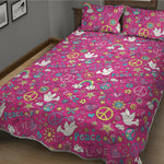 Girly Peace Sign And Love Pattern Print Quilt Bed Set