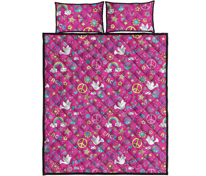 Girly Peace Sign And Love Pattern Print Quilt Bed Set