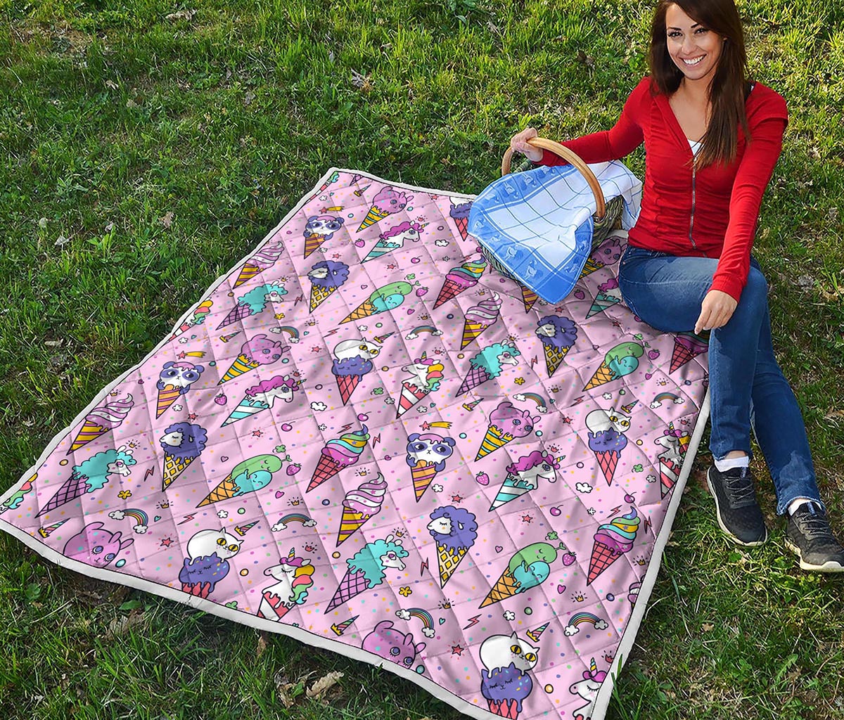 Girly Unicorn Ice Cream Pattern Print Quilt