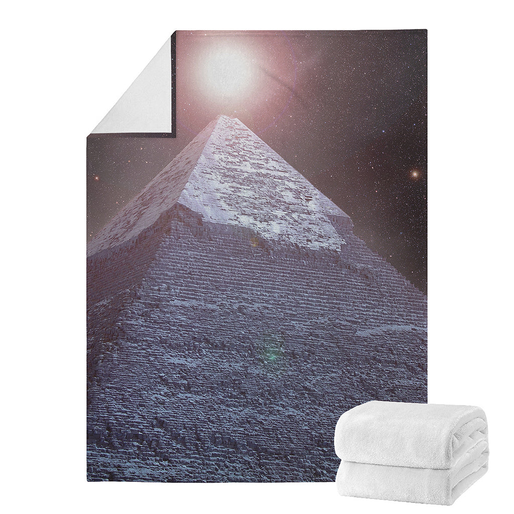 Giza Pyramid Print Blanket