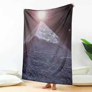 Giza Pyramid Print Blanket