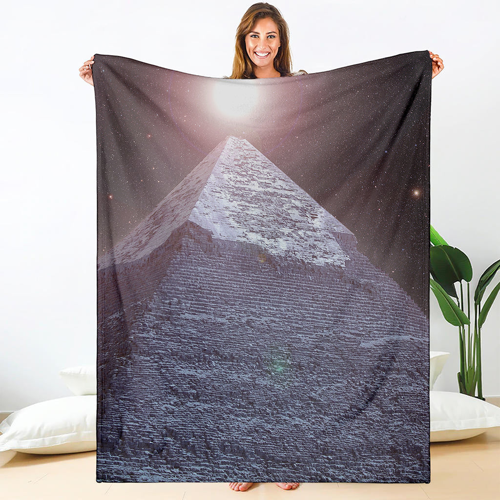 Giza Pyramid Print Blanket