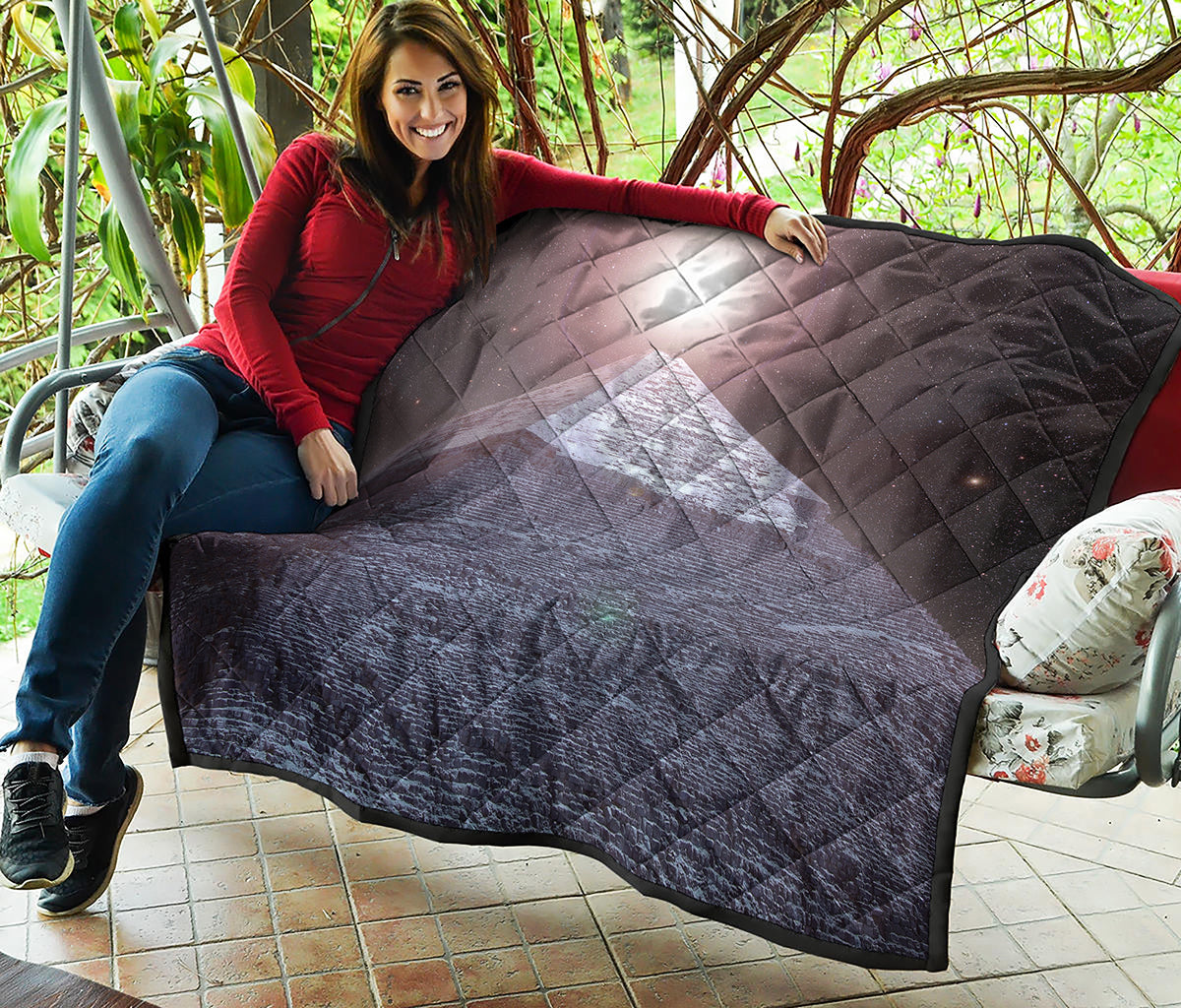 Giza Pyramid Print Quilt