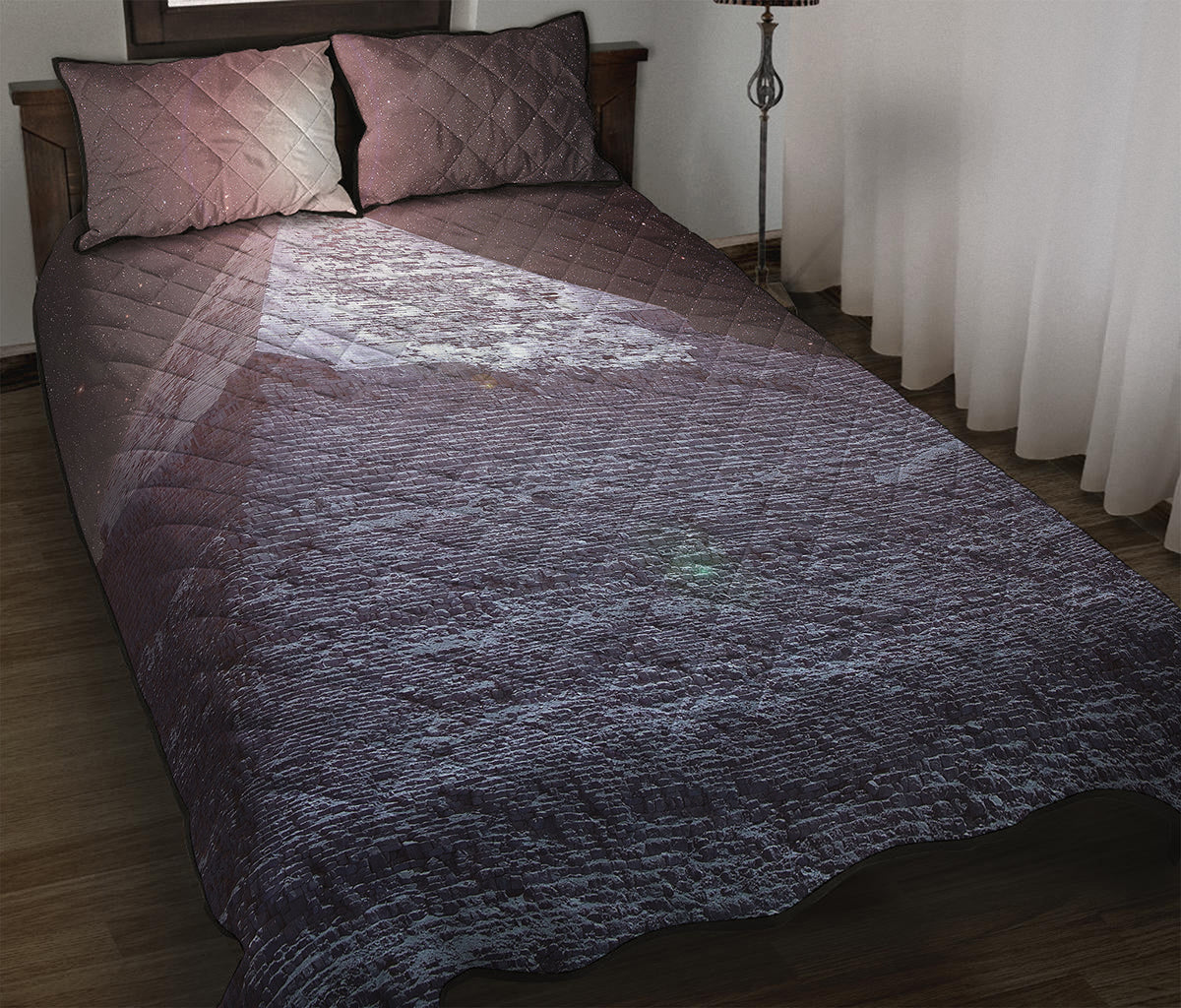 Giza Pyramid Print Quilt Bed Set