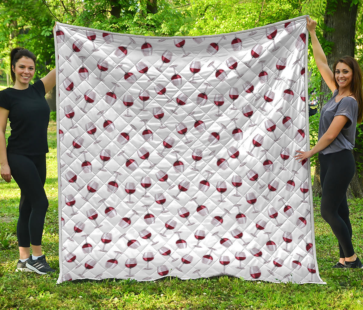 Glasses Of Wine Pattern Print Quilt