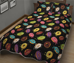 Glaze Donut Pattern Print Quilt Bed Set