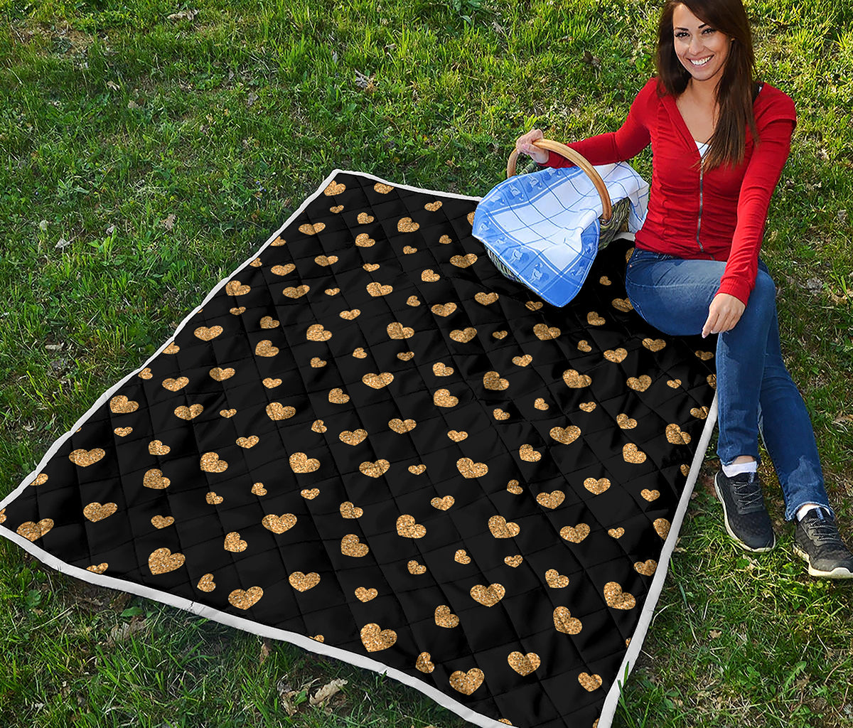 Gold And Black Heart Pattern Print Quilt