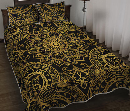 Gold And Black Mandala Print Quilt Bed Set