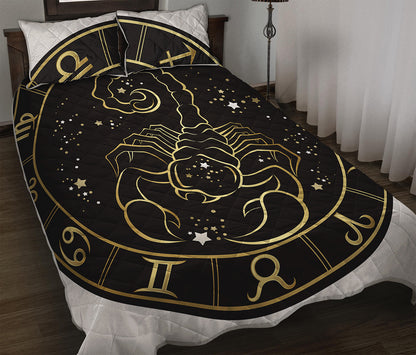Gold And Black Scorpio Sign Print Quilt Bed Set