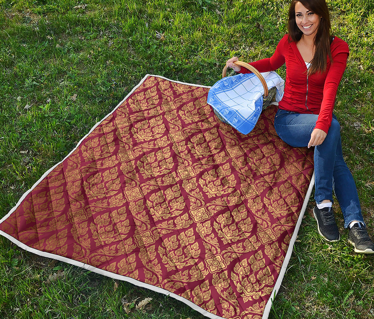 Gold And Red Thai Pattern Print Quilt