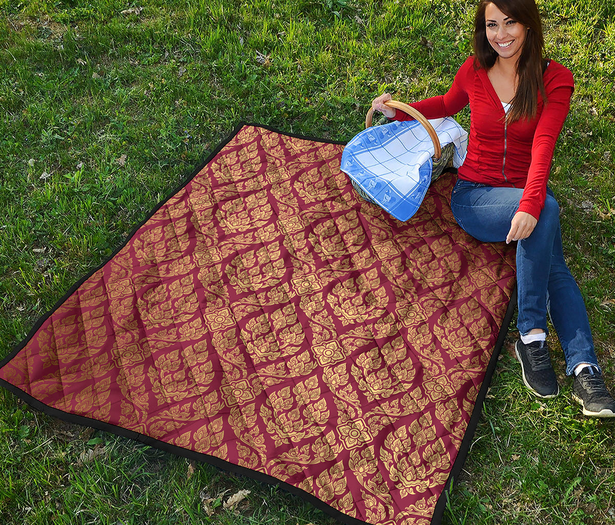Gold And Red Thai Pattern Print Quilt