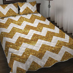 Gold And White Chevron Pattern Print Quilt Bed Set